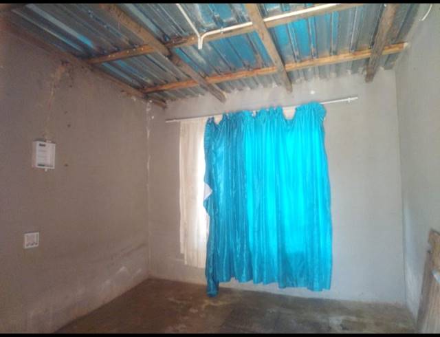 2 BEDROOM HOUSE FOR SALE IN MANKWENG